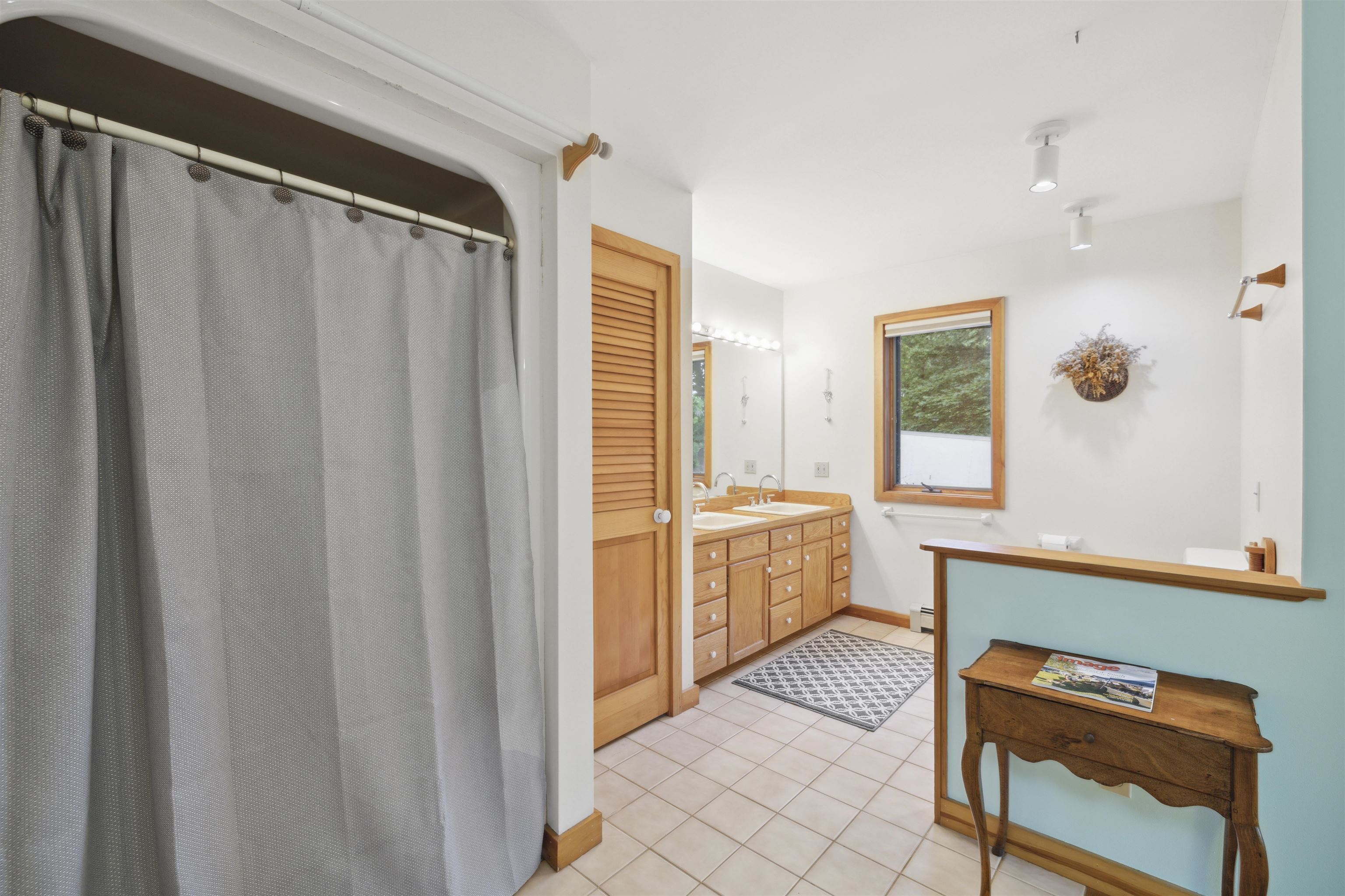 263 old post RD, Newbury, New Hampshire, 03255, United States, 3 Bedrooms Bedrooms, ,2 BathroomsBathrooms,Residential,For Sale,263 old post RD,1627941