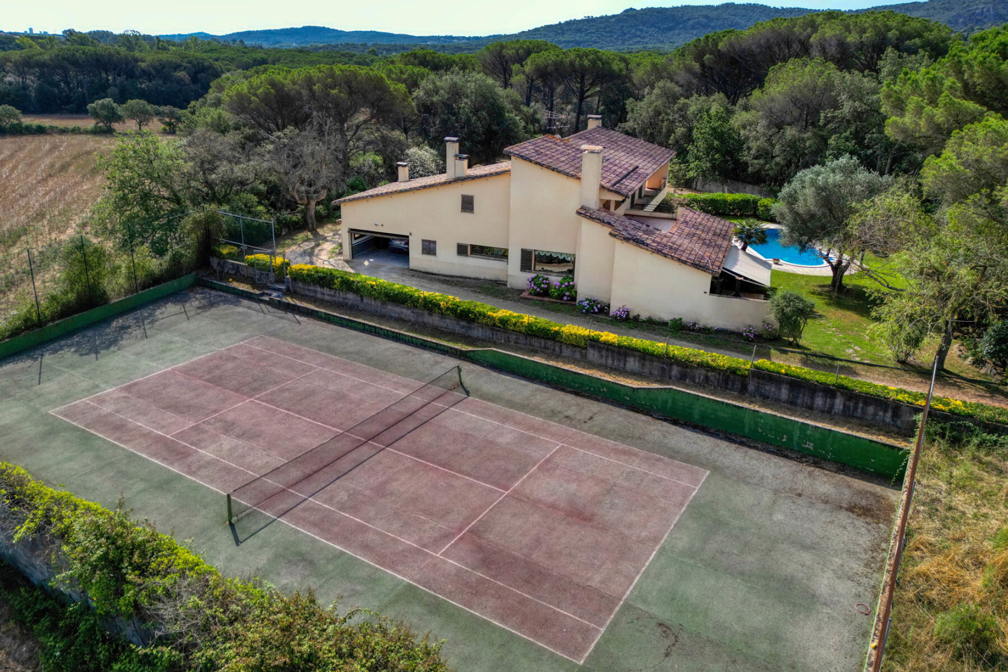  Beautiful villa in ideal location, surrounded by nature, in Solius - 物件實景