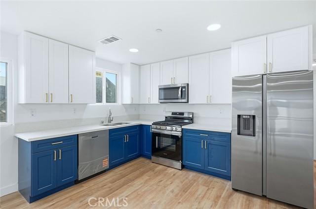 Los Angeles, California, 90011, United States, ,Residential,For Sale,1987008