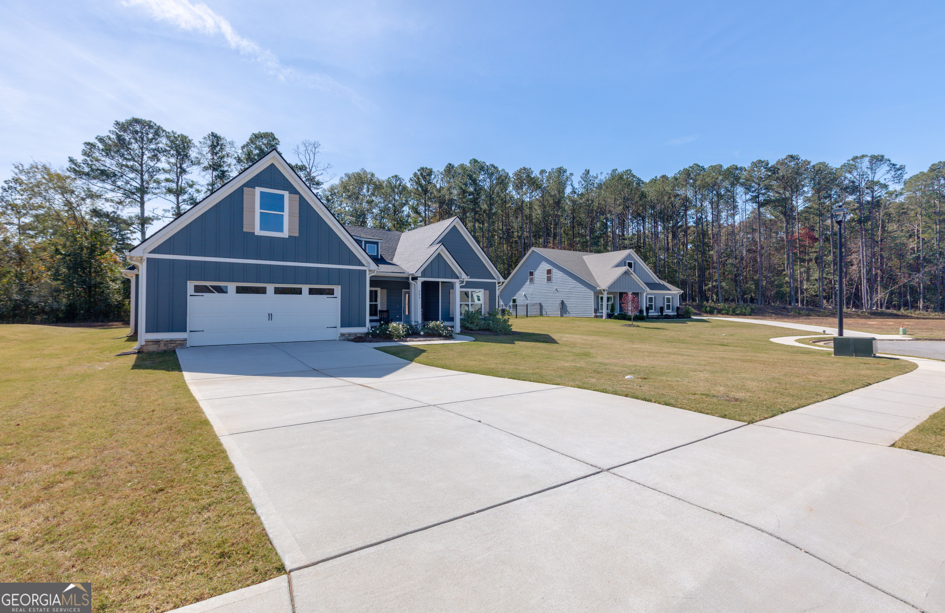 Senoia, Georgia, 30276, United States, 4 Bedrooms Bedrooms, ,3 BathroomsBathrooms,Residential,For Sale,1987770