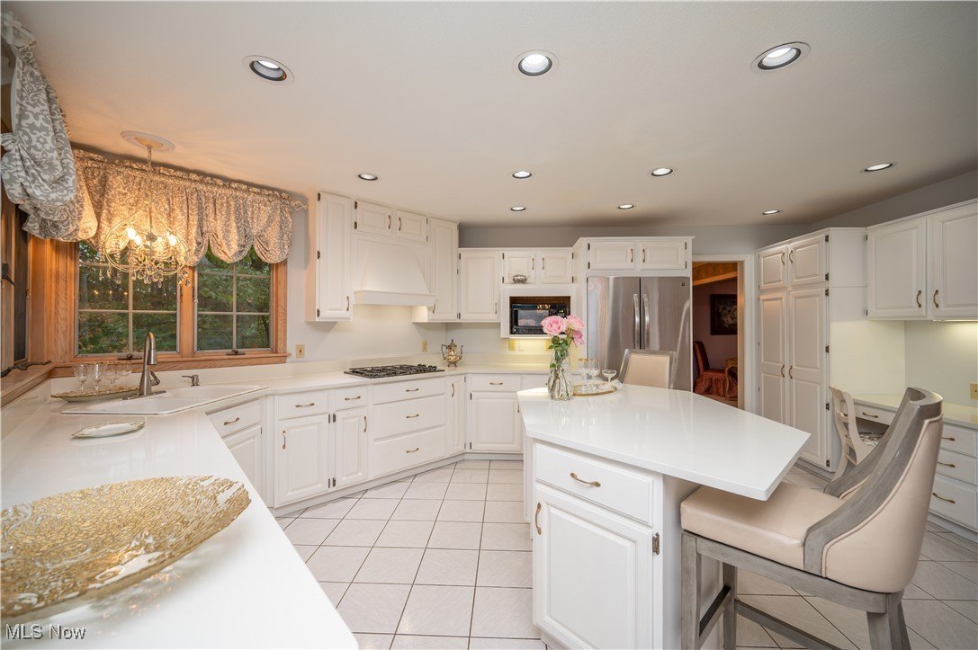 Canfield, Ohio, 44406, United States, 4 Bedrooms Bedrooms, ,3 BathroomsBathrooms,Residential,For Sale,1976342