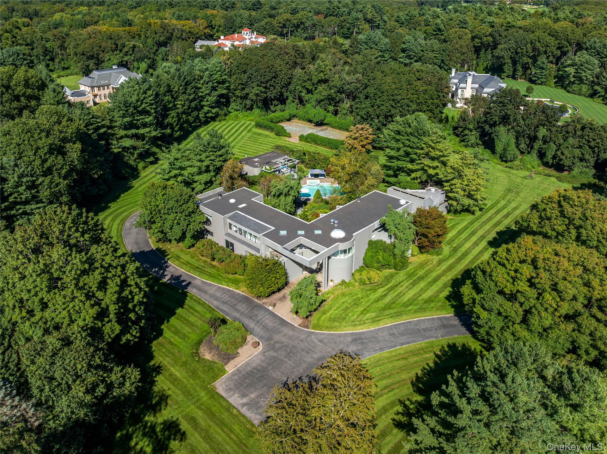  18 Chestnut Hill Drive, Upper Brookville, NY, 11771 - 物件實景