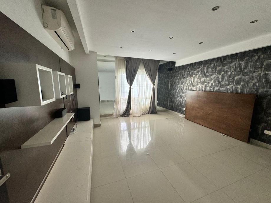 SIN CALLE, Monterrey, Nuevo León, 64619, Mexico, 3 Bedrooms Bedrooms, ,5 BathroomsBathrooms,Residential,For Sale,SIN CALLE,1671909