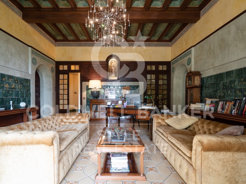 Barcelona, Torell?, Torell? Barcelona, Torell?, To, Torelló, Catalonia, ES, 13 Bedrooms Bedrooms, ,4 BathroomsBathrooms,Residential,For Sale,Barcelona, Torell?, Torell? Barcelona, Torell?, To,1448809