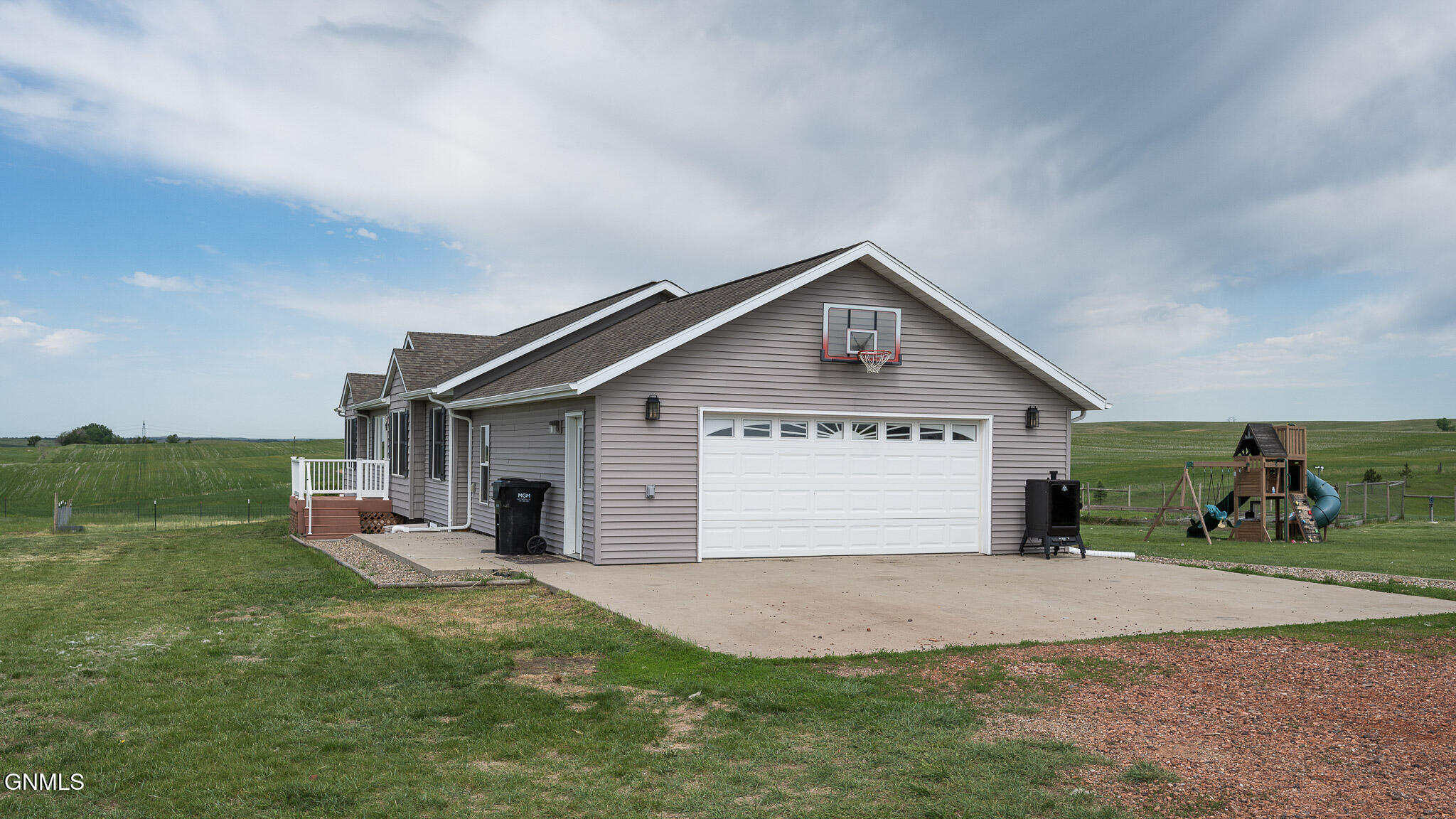 Zap, North Dakota, 58580, United States, 4 Bedrooms Bedrooms, ,1 BathroomBathrooms,Residential,For Sale,1937201