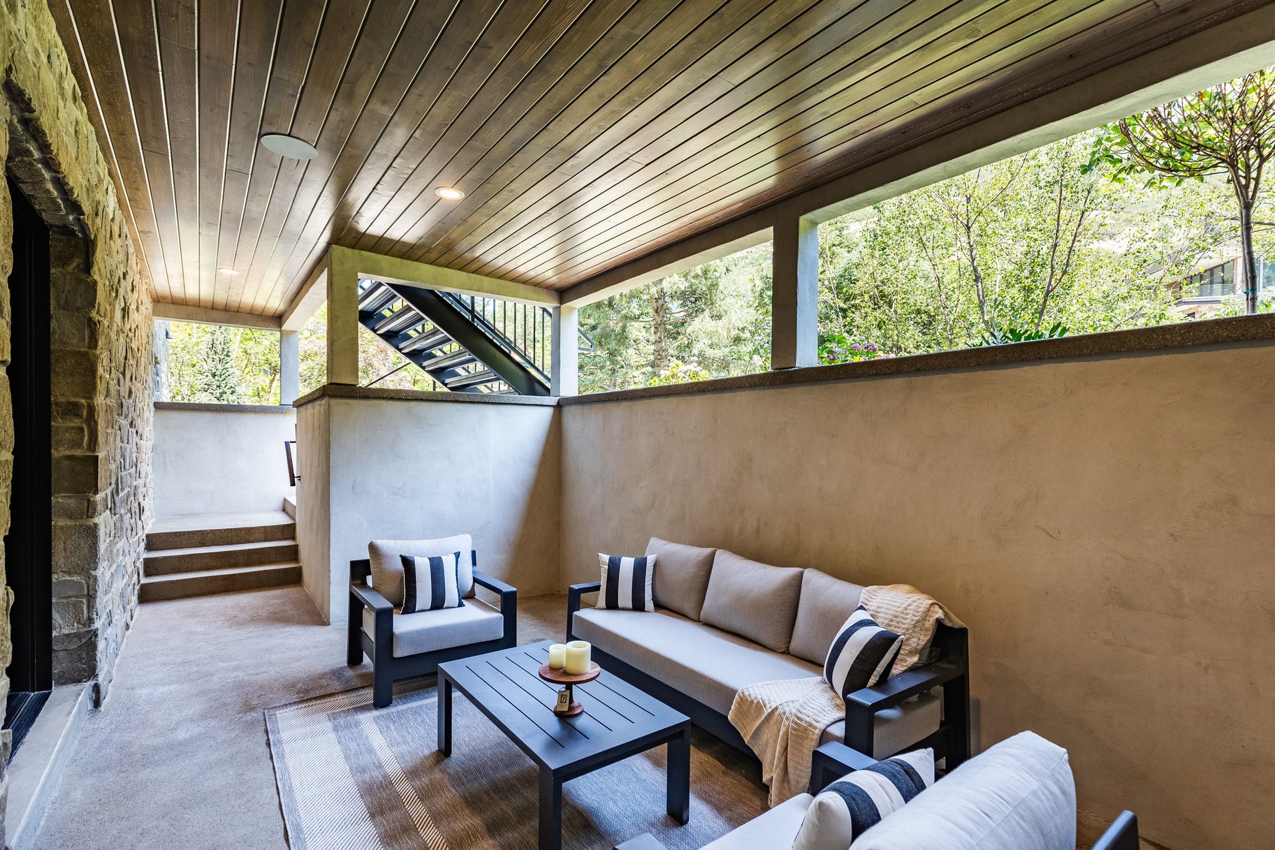  Creekside Manor, An Estate Shaped by Nature - 物件實景