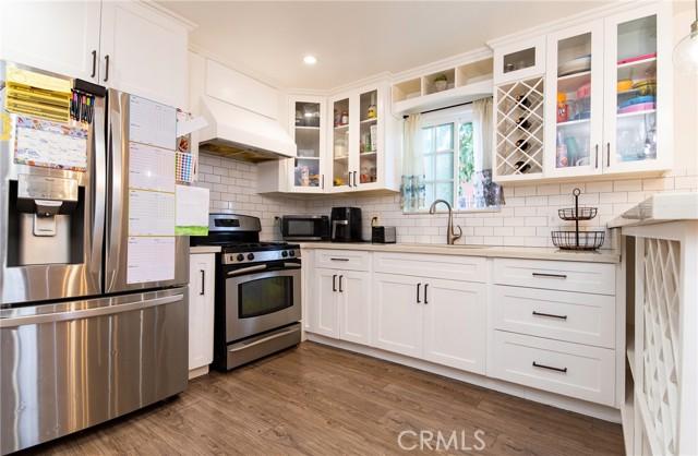 Los Angeles, California, 90002, United States, 3 Bedrooms Bedrooms, ,1 BathroomBathrooms,Residential,For Sale,1993847