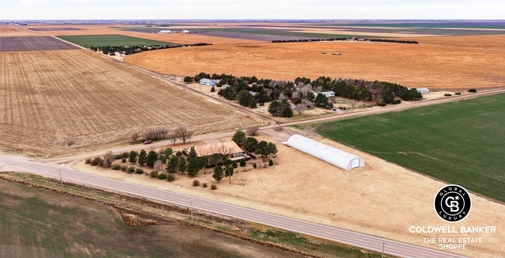 Garden City, Kansas, 67846, United States, 4 Bedrooms Bedrooms, ,Residential,For Sale,2003039
