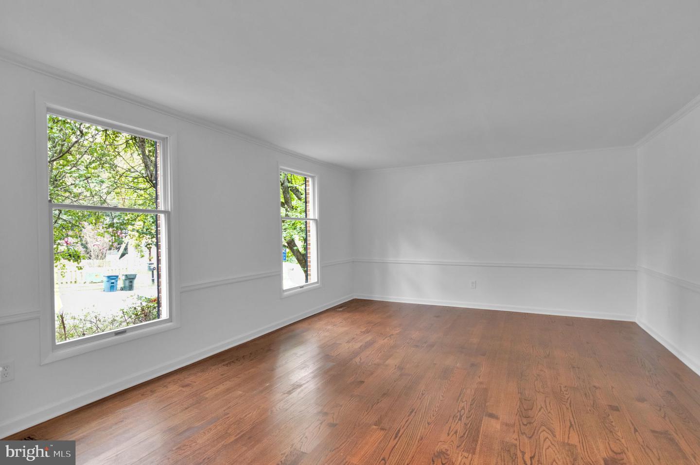 Fairfax, Virginia, 22030, United States, 4 Bedrooms Bedrooms, ,3 BathroomsBathrooms,Residential,For Sale,1896829