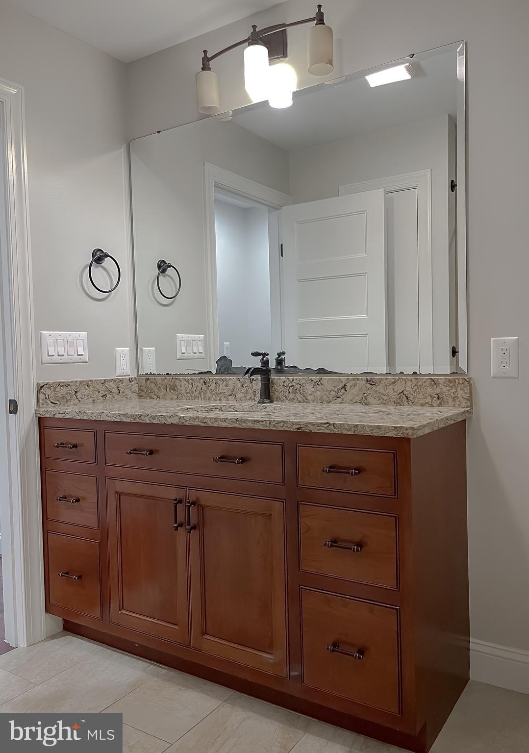 Hollywood, Maryland, 20636, United States, 5 Bedrooms Bedrooms, ,5 BathroomsBathrooms,Residential,For Sale,1914184