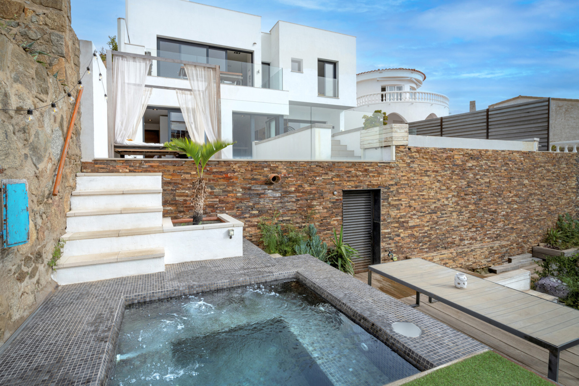  Modern design house with panoramic views - 物件實景