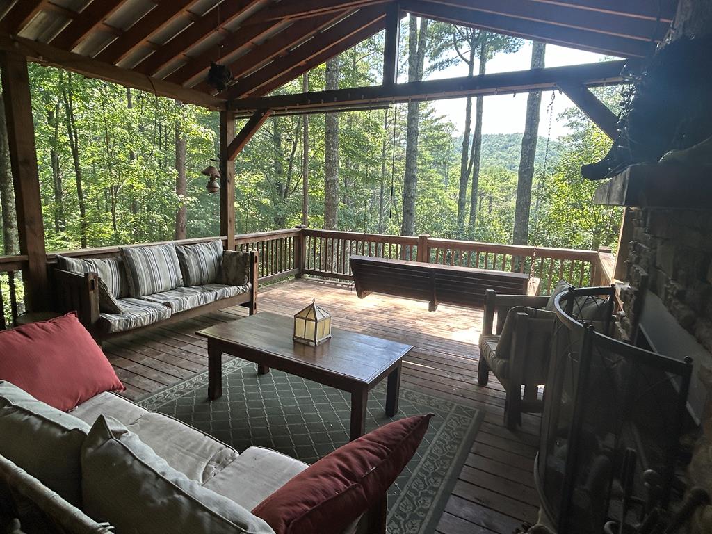 Blue Ridge, Georgia, 30513, United States, 5 Bedrooms Bedrooms, ,3 BathroomsBathrooms,Residential,For Sale,1858988