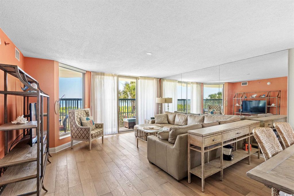 North Myrtle Beach, South Carolina, 29585, United States, 4 Bedrooms Bedrooms, ,3 BathroomsBathrooms,Residential,For Sale,1937030