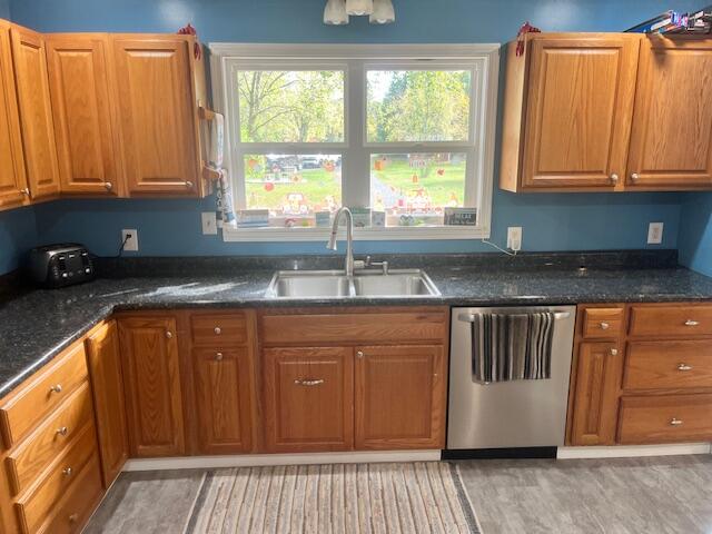 Branch, Michigan, 49402, United States, 5 Bedrooms Bedrooms, ,4 BathroomsBathrooms,Residential,For Sale,1986273