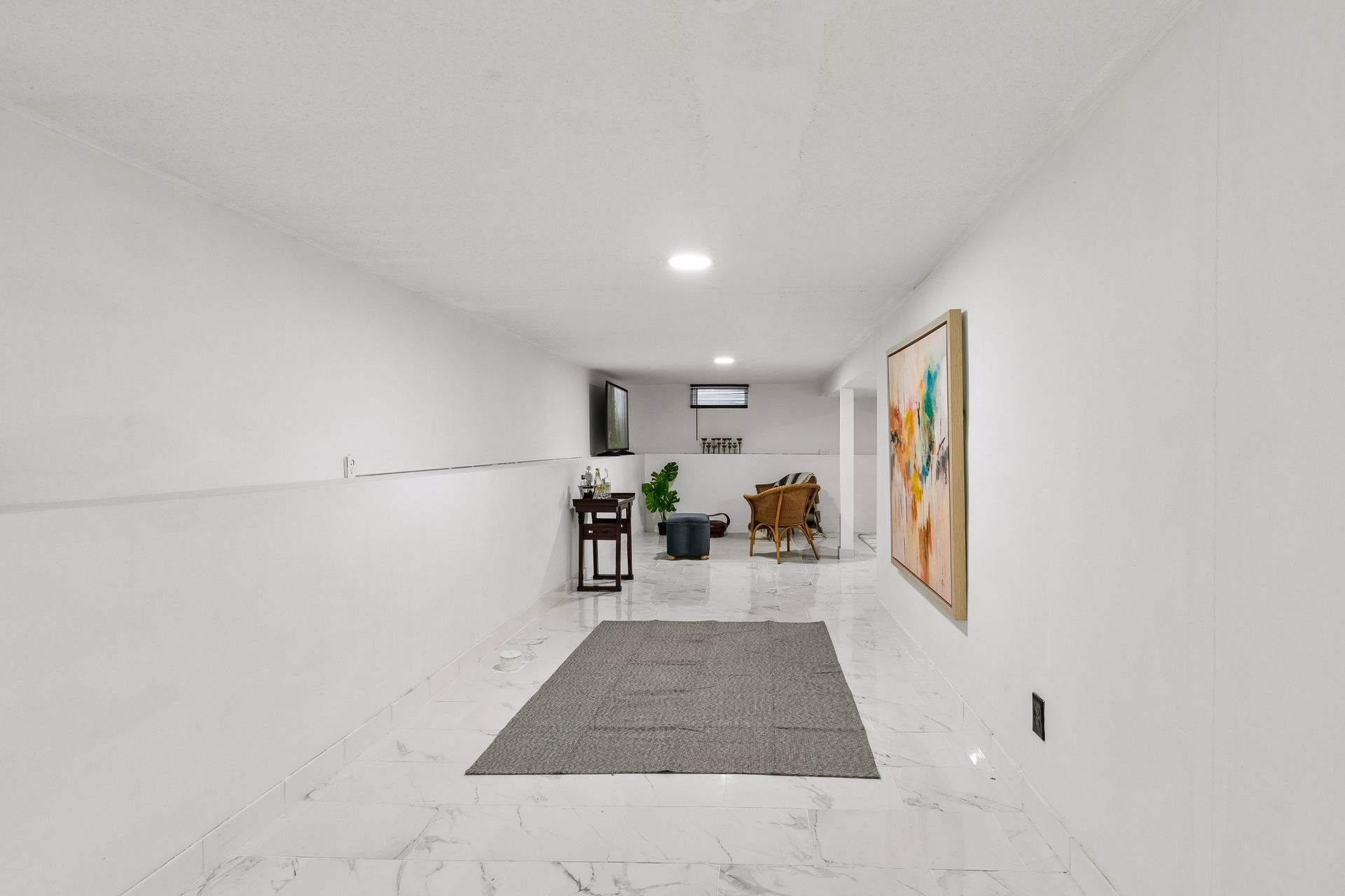  Modern Rambler with Designer Finishes - 物件實景