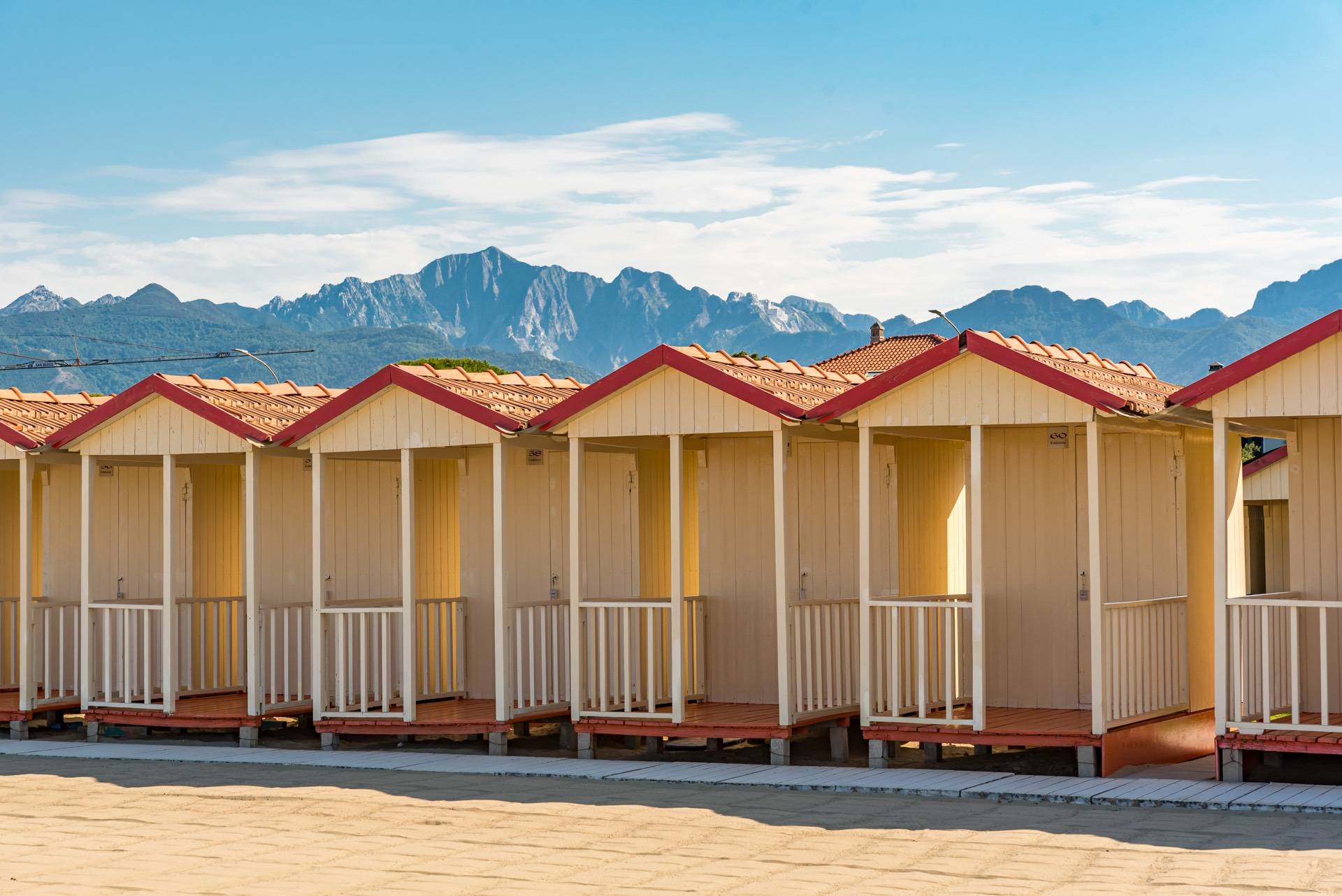 Forte dei Marmi, Lucca, 55042, IT, 5 Bedrooms Bedrooms, ,6 BathroomsBathrooms,Residential,For Sale,1987701