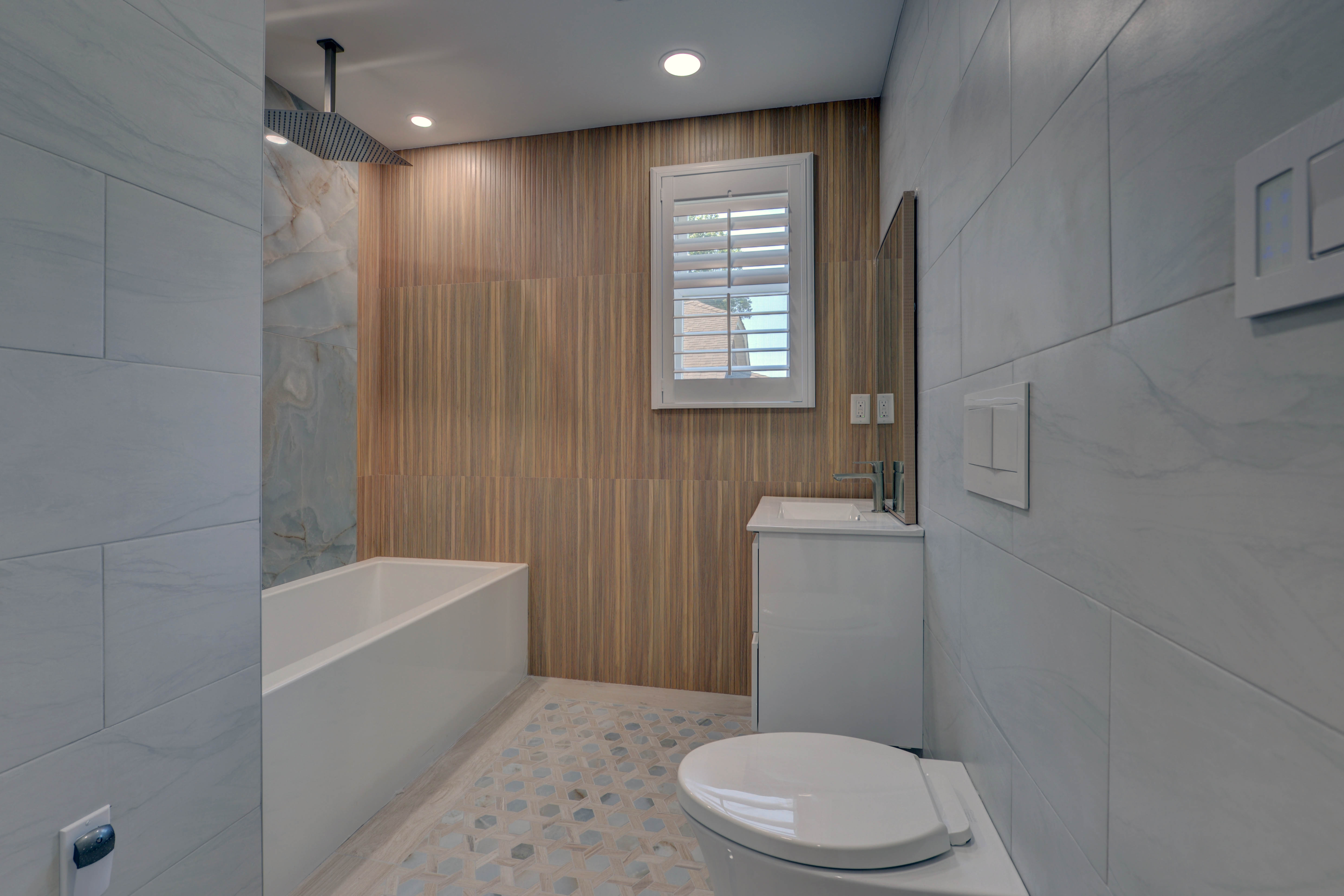 Essex, Nutley Township, New Jersey, 07110, United States, 3 Bedrooms Bedrooms, ,2 BathroomsBathrooms,Residential,For Sale,1873561