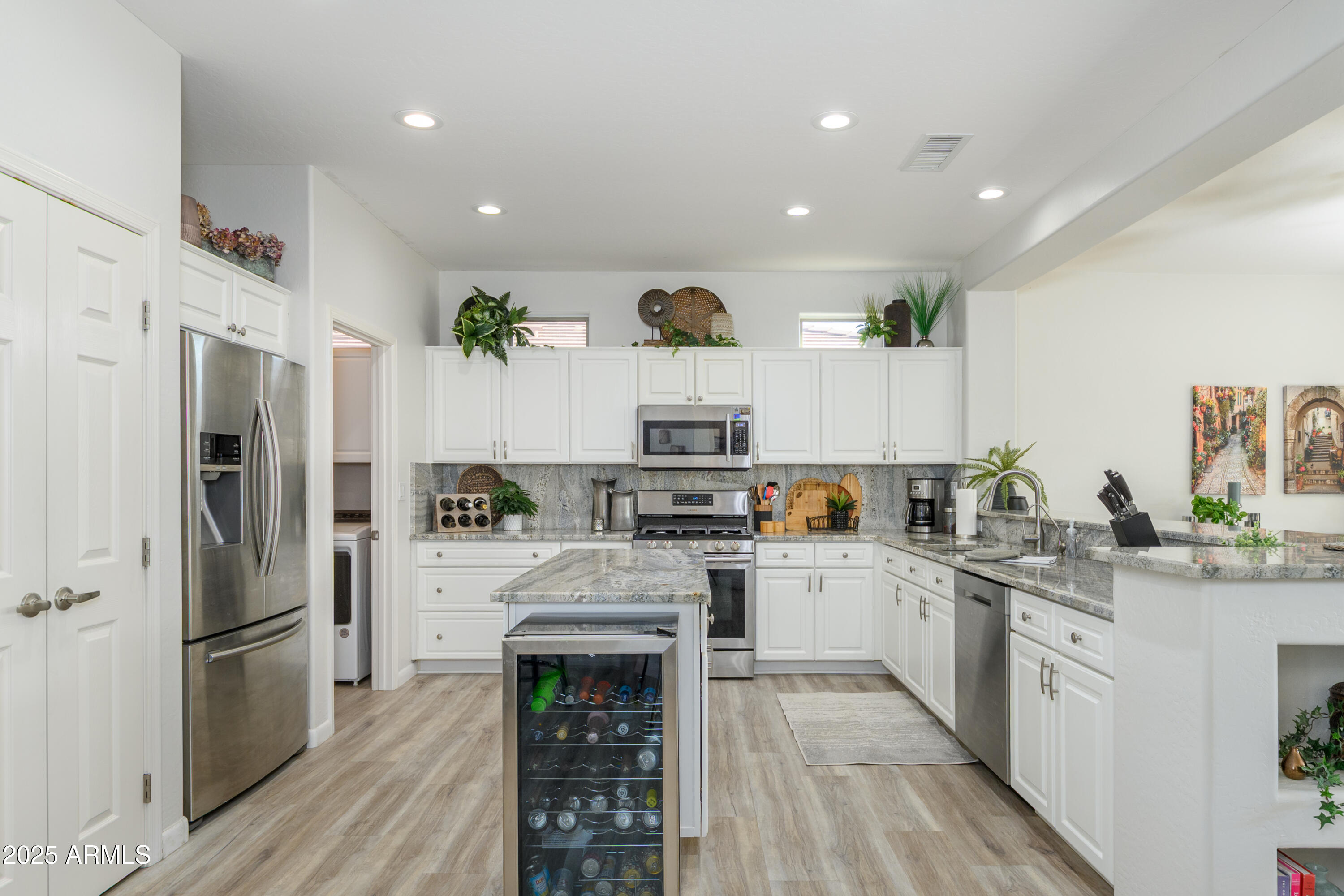 Surprise, Arizona, 85387, United States, 2 Bedrooms Bedrooms, ,2 BathroomsBathrooms,Residential,For Sale,1994841