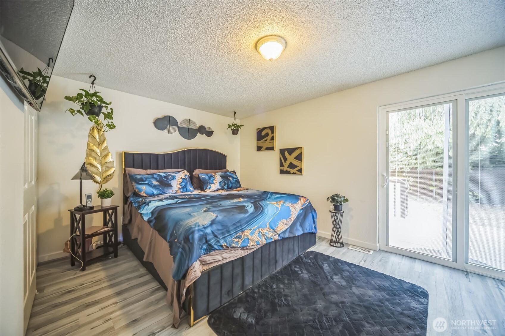 TACOMA, Washington, 98422, United States, 4 Bedrooms Bedrooms, ,2 BathroomsBathrooms,Residential,For Sale,1882641