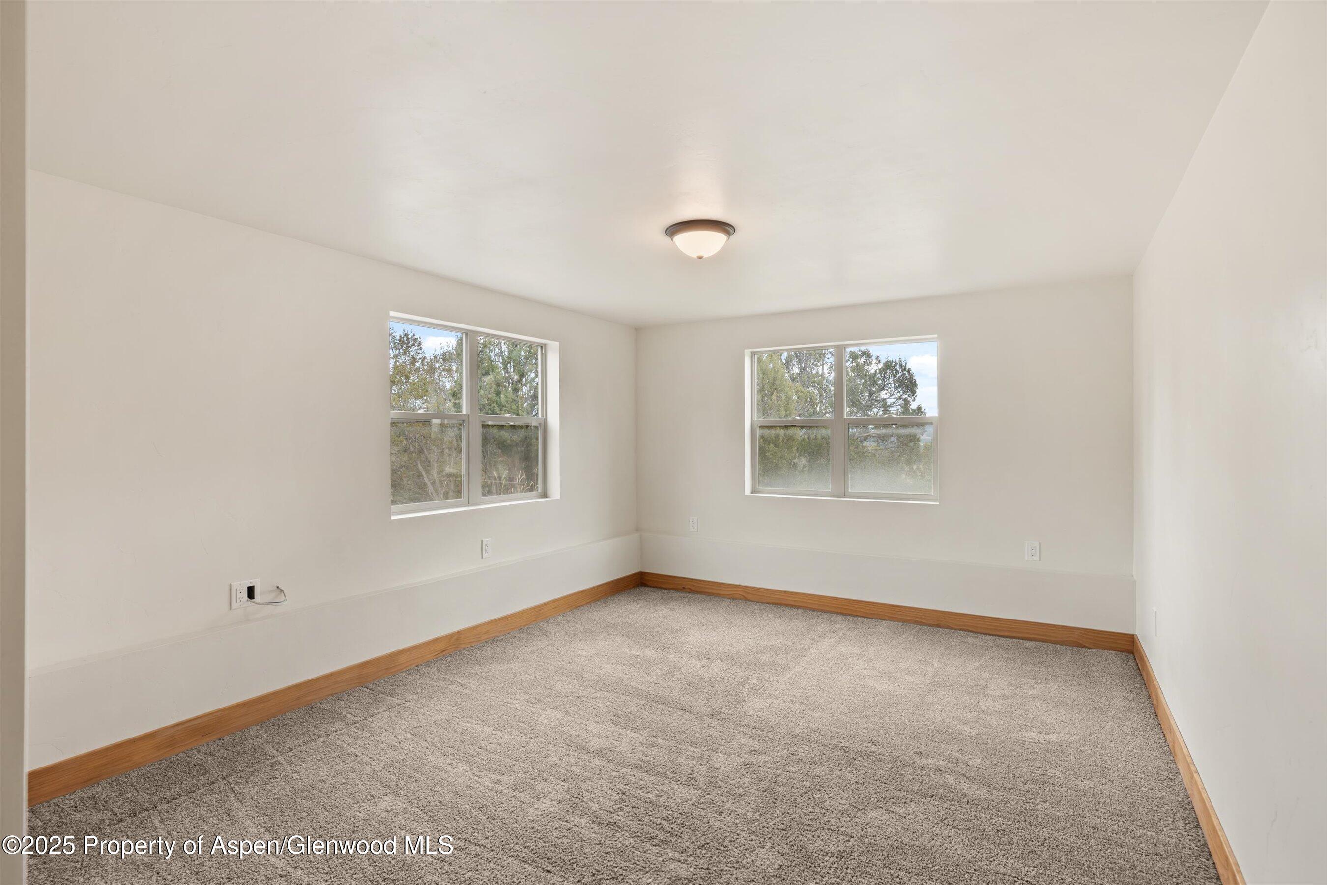 Glenwood Springs, Colorado, 81601, United States, 4 Bedrooms Bedrooms, ,3 BathroomsBathrooms,Residential,For Sale,2000714