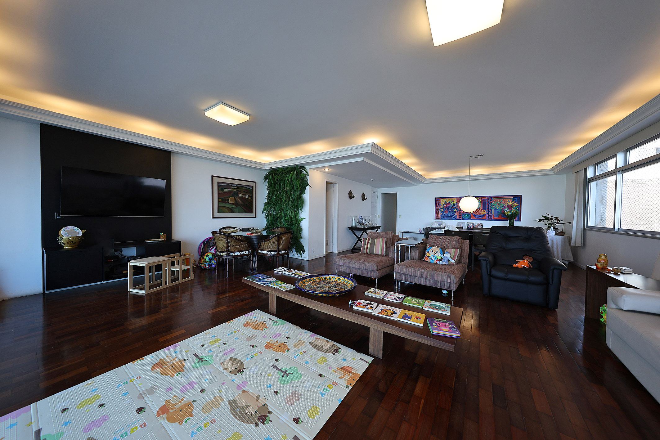  Oceanfront Apartment in a Full-Service Condominium - 物件實景