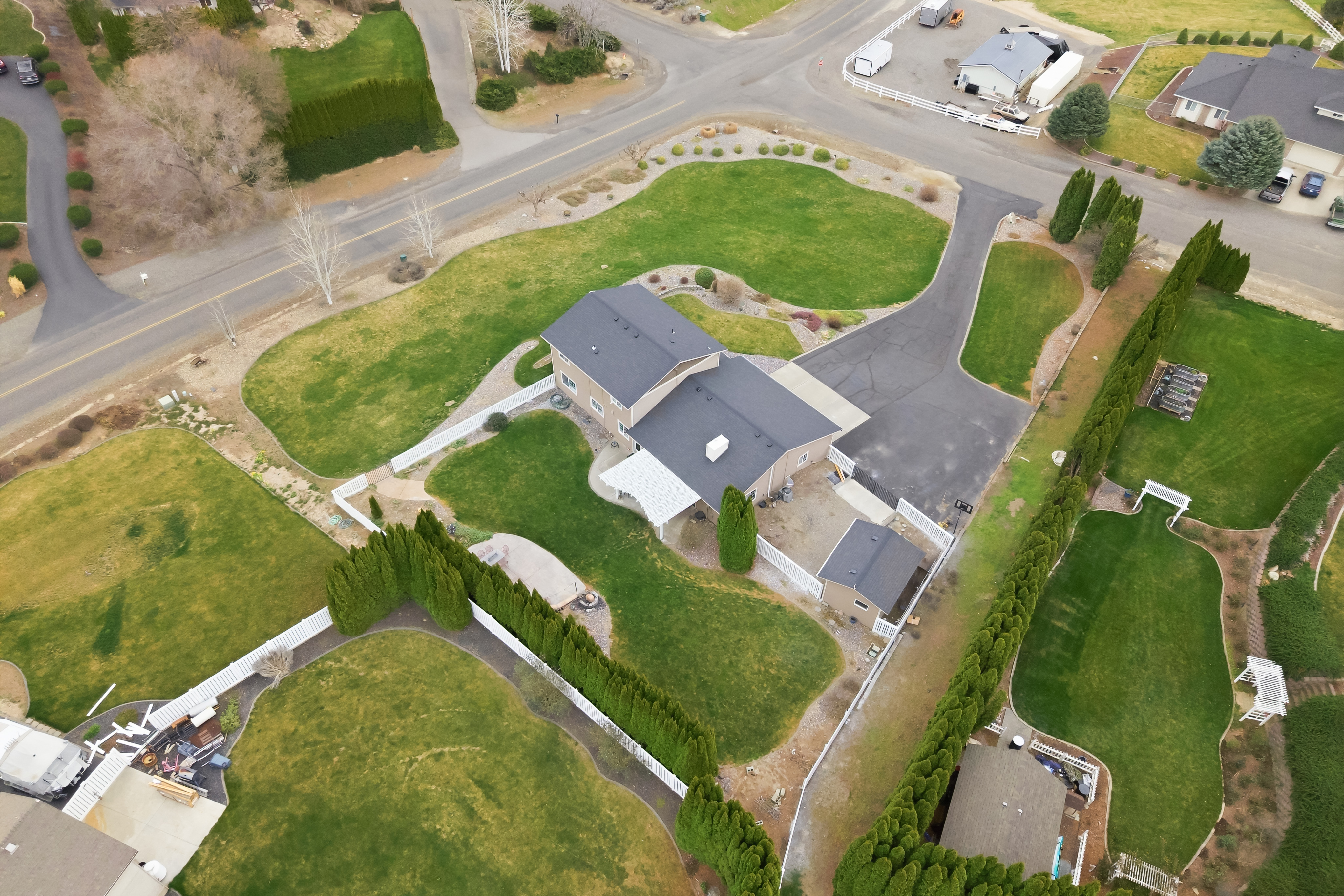  1 Acre Corner Lot W/ Territorial Views - 物件實景