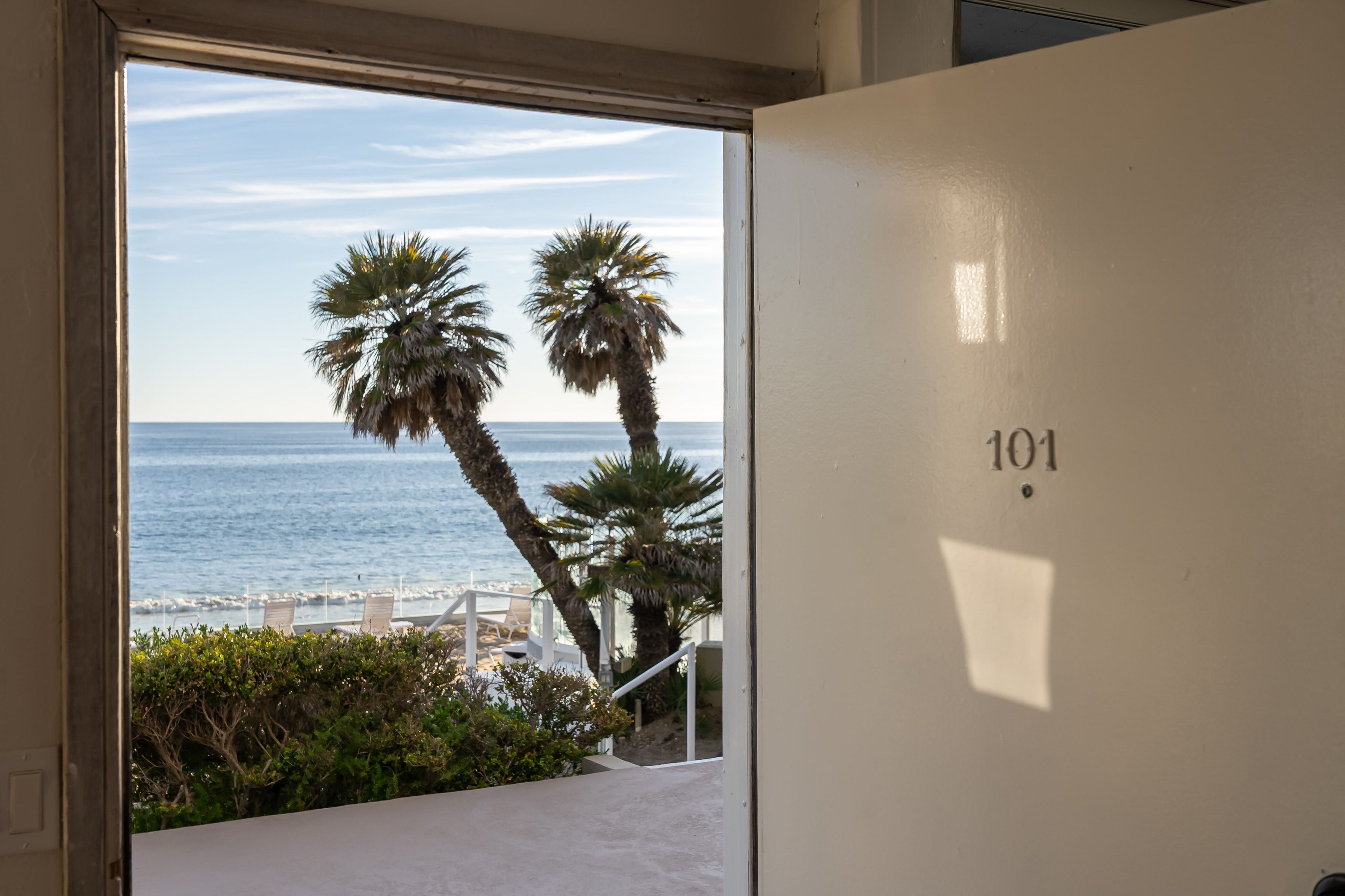  22548 Pacific Coast Highway, 101 - 物件實景