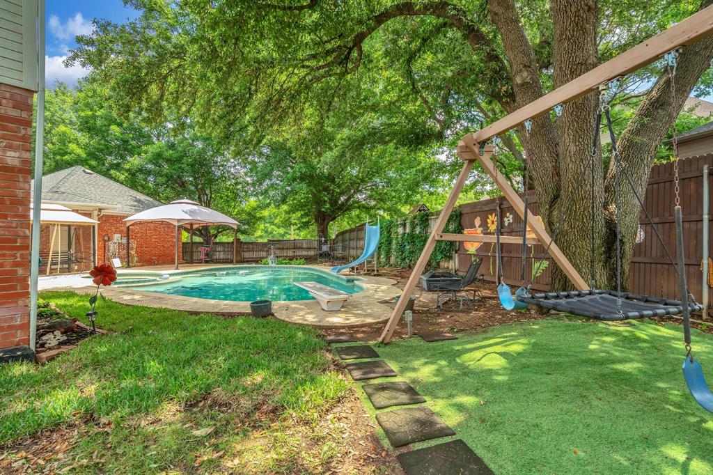 Grapevine, Texas, 76051, United States, 4 Bedrooms Bedrooms, ,4 BathroomsBathrooms,Residential,For Sale,1943655