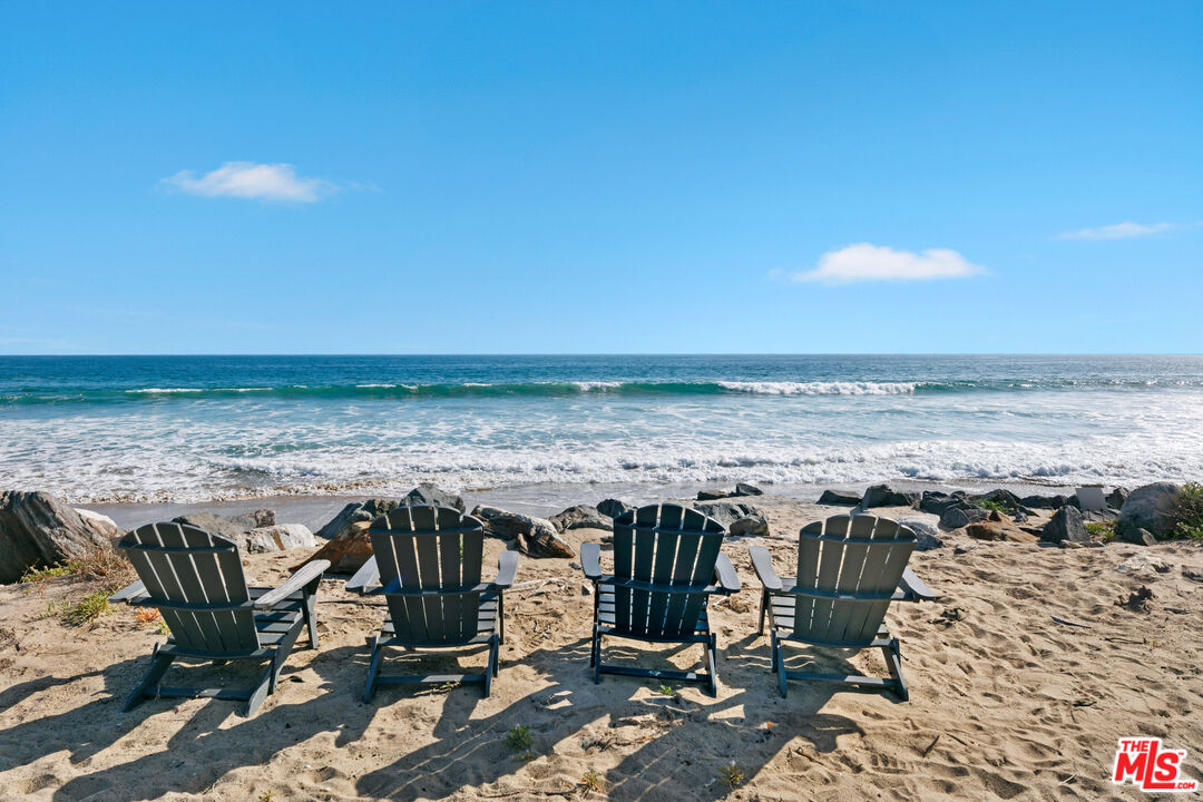 Malibu, California, 90265, United States, 4 Bedrooms Bedrooms, ,4 BathroomsBathrooms,Residential,For Sale,1840661