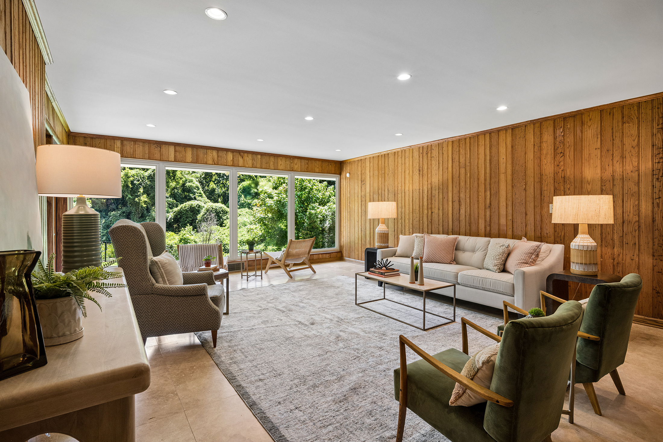  Thoughtfully Renovated Mid-Century Modern in Morningside - 物件實景