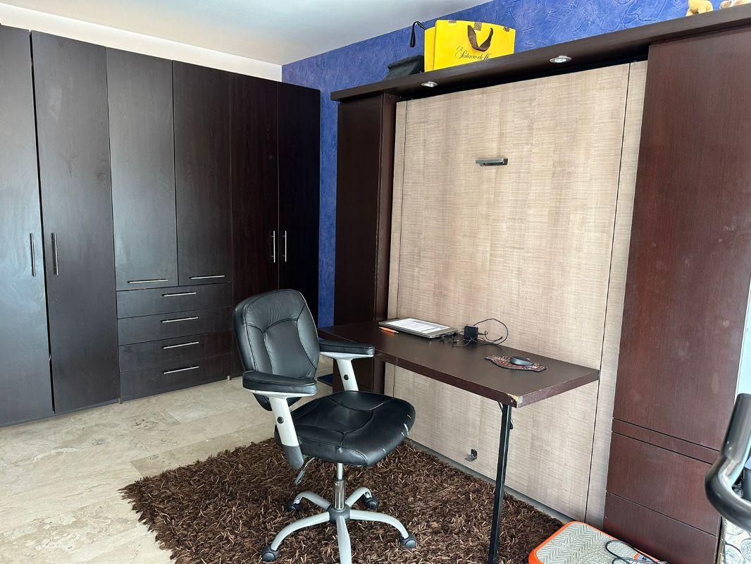 Niebla, Tlalnepantla de Baz, Estado de México, 54080, Mexico, 3 Bedrooms Bedrooms, ,3 BathroomsBathrooms,Residential,For Sale,Niebla,1626497