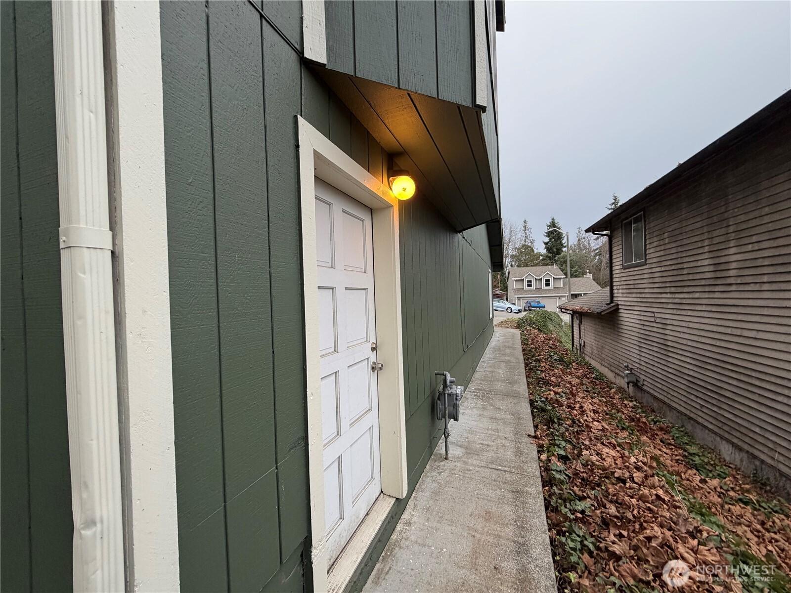 FEDERAL WAY, Washington, 98023, United States, 5 Bedrooms Bedrooms, ,3 BathroomsBathrooms,Residential,For Sale,1997167