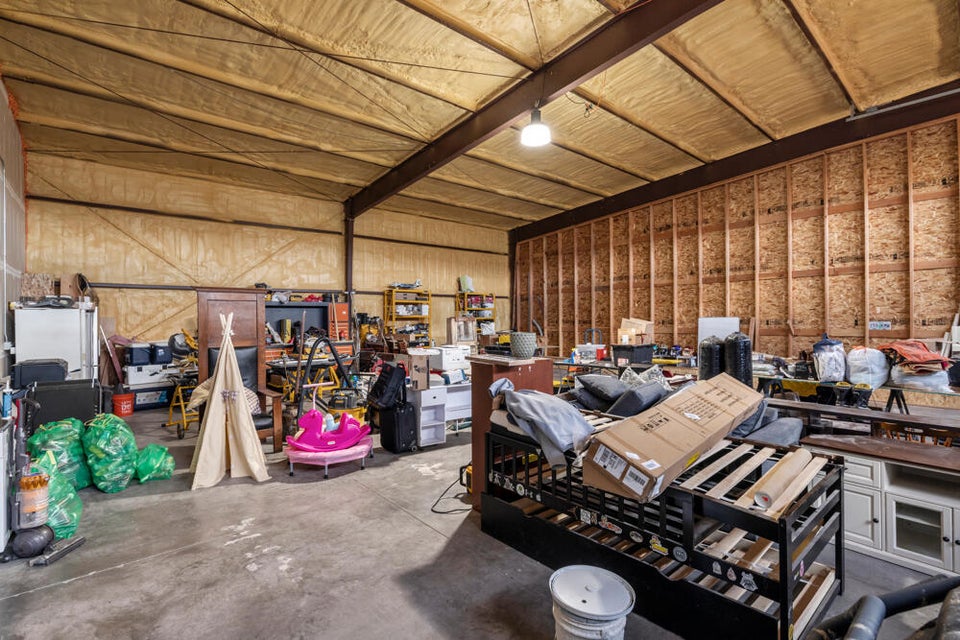 Klamath Falls, Oregon, 97603, United States, 3 Bedrooms Bedrooms, ,3 BathroomsBathrooms,Residential,For Sale,1878382