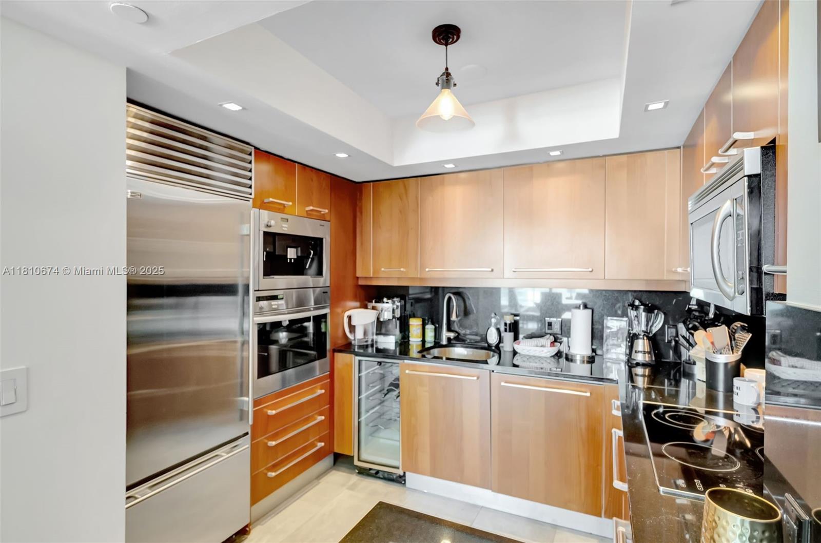 Miami, Florida, 33131, United States, 1 Bedroom Bedrooms, ,1 BathroomBathrooms,Residential,For Sale,1837622