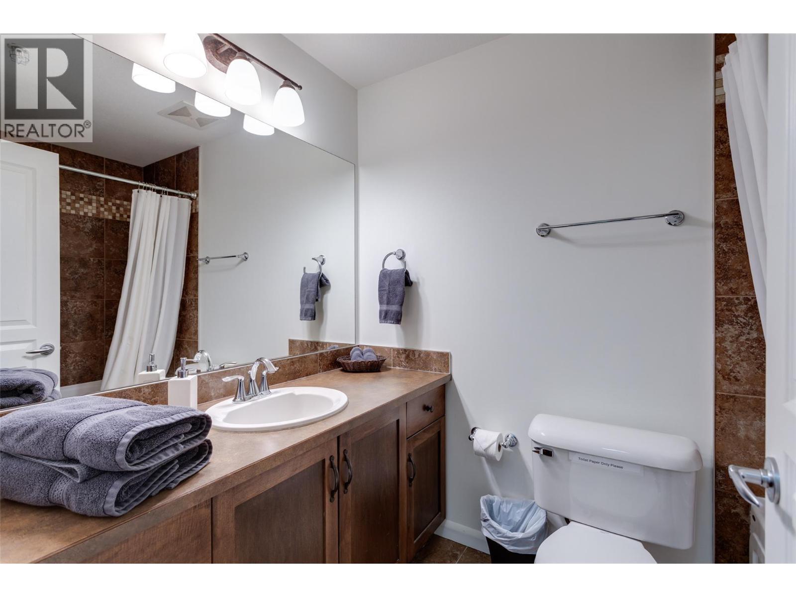 KELOWNA, British Columbia, V1W 3G7, CA, 2 Bedrooms Bedrooms, ,2 BathroomsBathrooms,Residential,For Sale,1960656