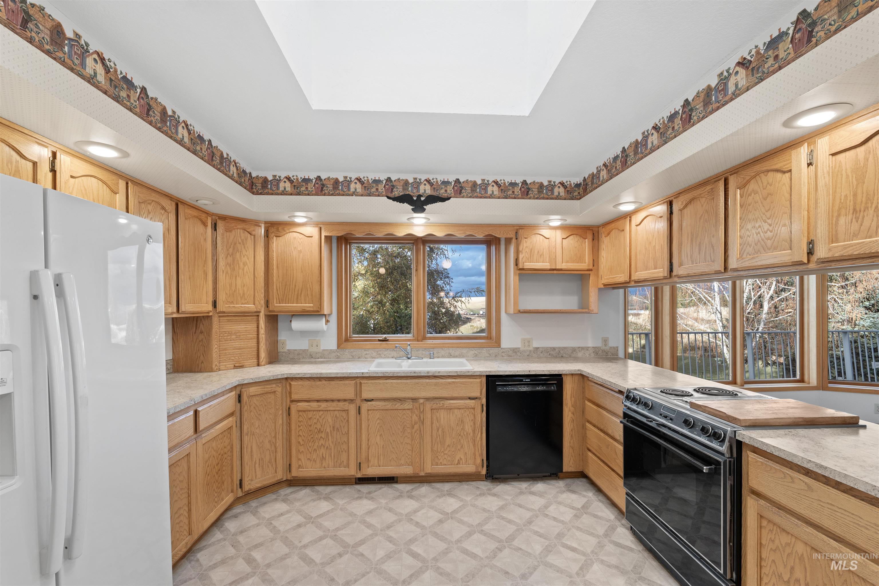 805 Broadway Street, Colton, Washington, 99113, United States, 3 Bedrooms Bedrooms, ,Residential,For Sale,805 Broadway Street,1653111