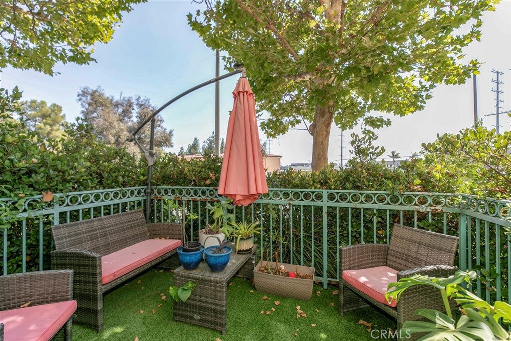 Sun Valley, California, 91352, United States, 3 Bedrooms Bedrooms, ,3 BathroomsBathrooms,Residential,For Sale,1938832