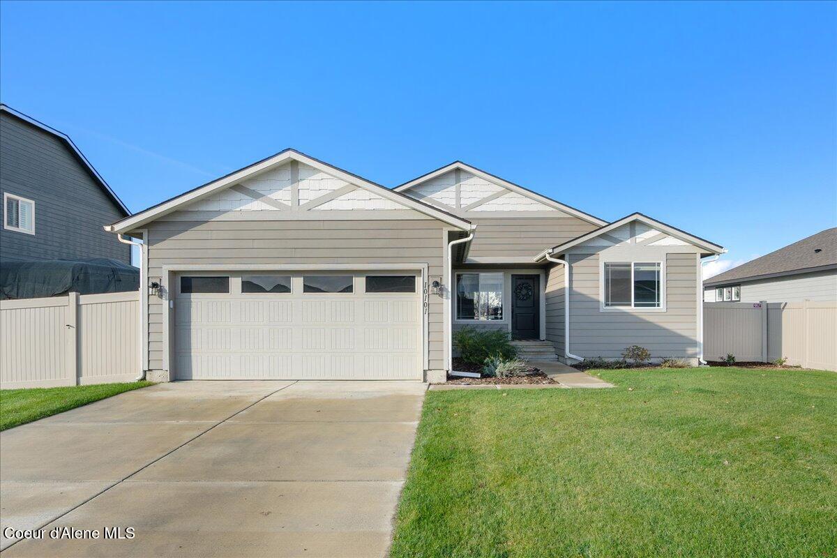 Hayden, Idaho, 83835, United States, 3 Bedrooms Bedrooms, ,2 BathroomsBathrooms,Residential,For Sale,1990456