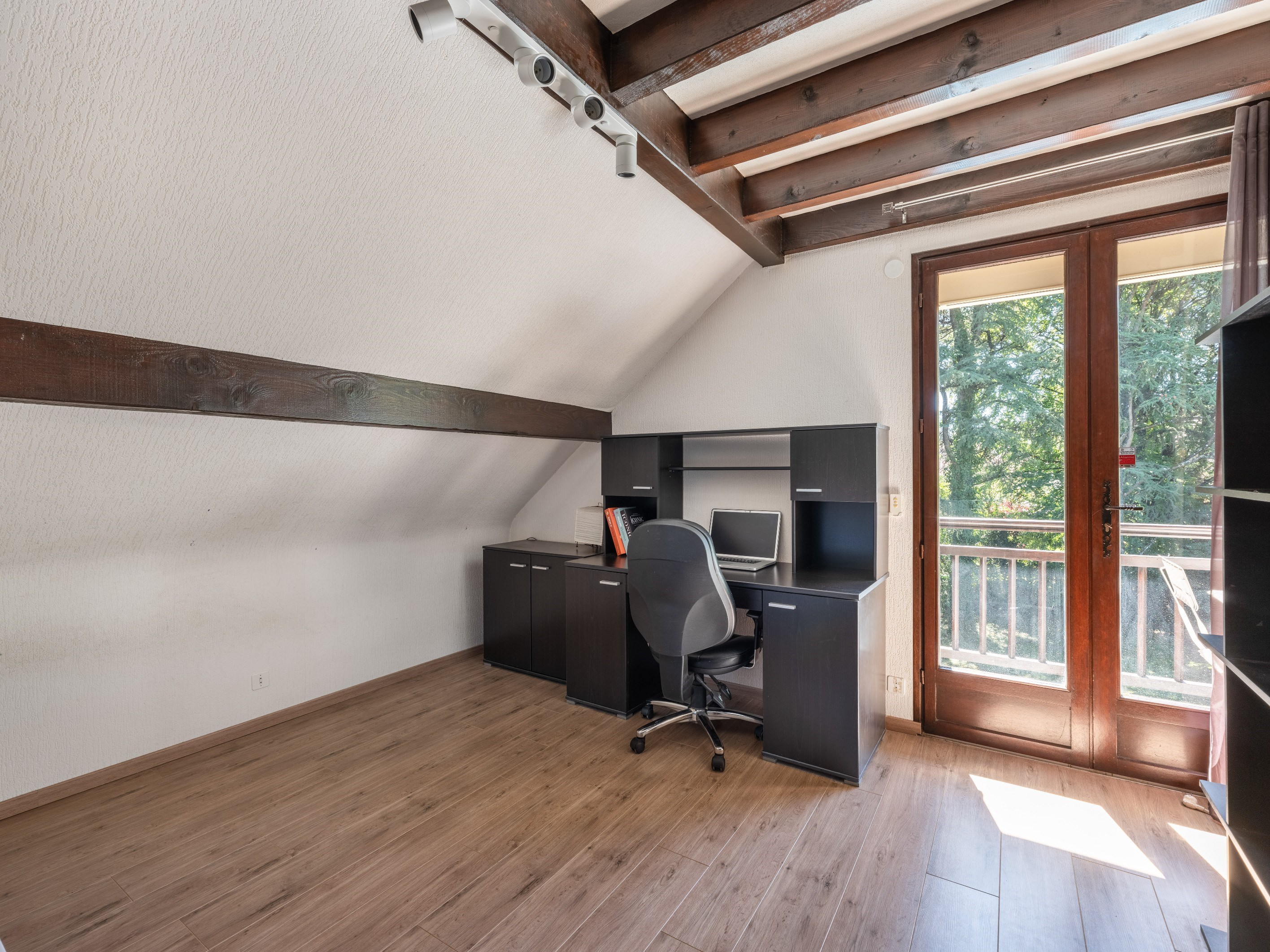  Exclusive - Charming family home with wooded grounds and swimming pool, 10 minu… - 物件實景
