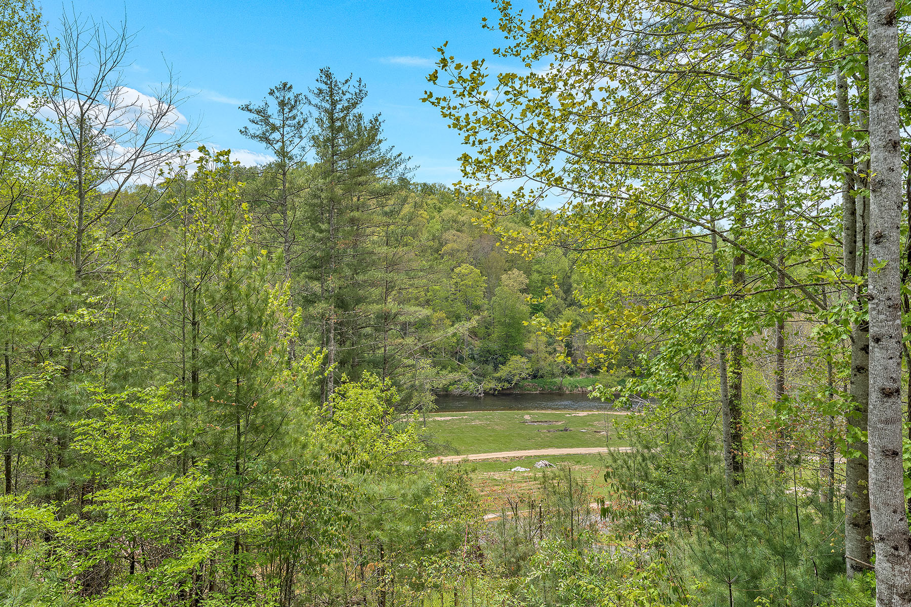  BLUE RIDGE MANOR - WEST JEFFERSON - 物件實景