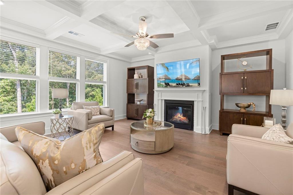 Gainesville, Georgia, 30506, United States, 5 Bedrooms Bedrooms, ,6 BathroomsBathrooms,Residential,For Sale,1978029