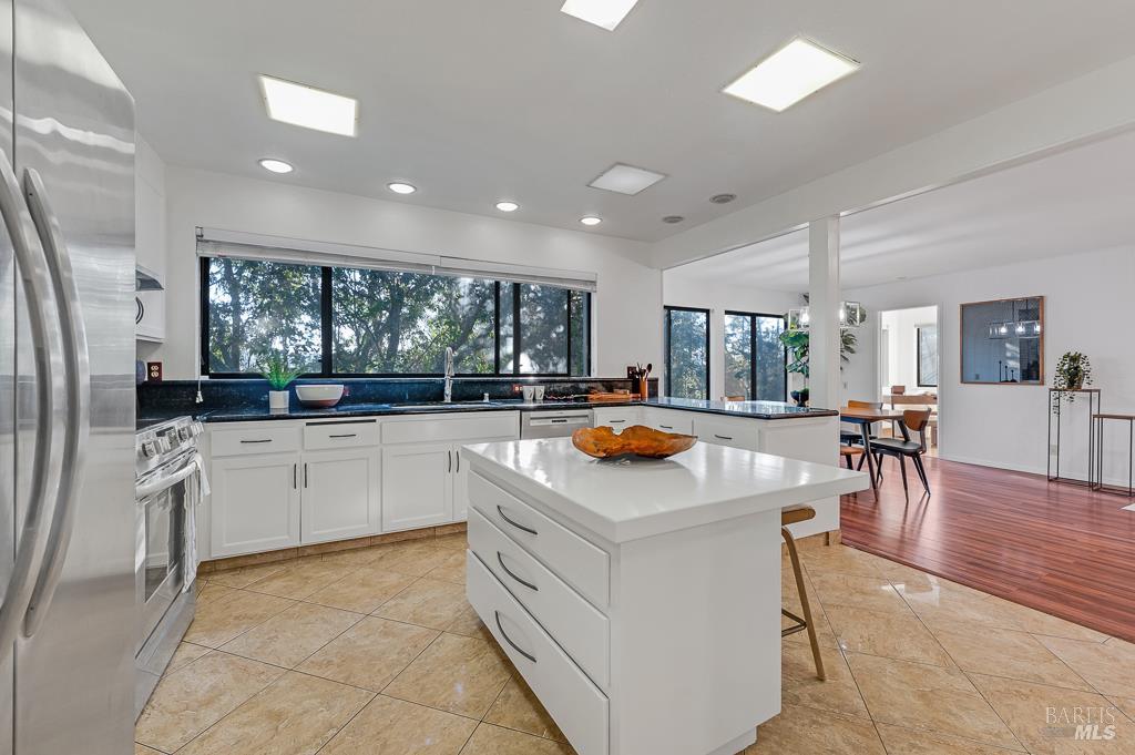 Sebastopol, California, 95472, United States, 3 Bedrooms Bedrooms, ,3 BathroomsBathrooms,Residential,For Sale,1938553
