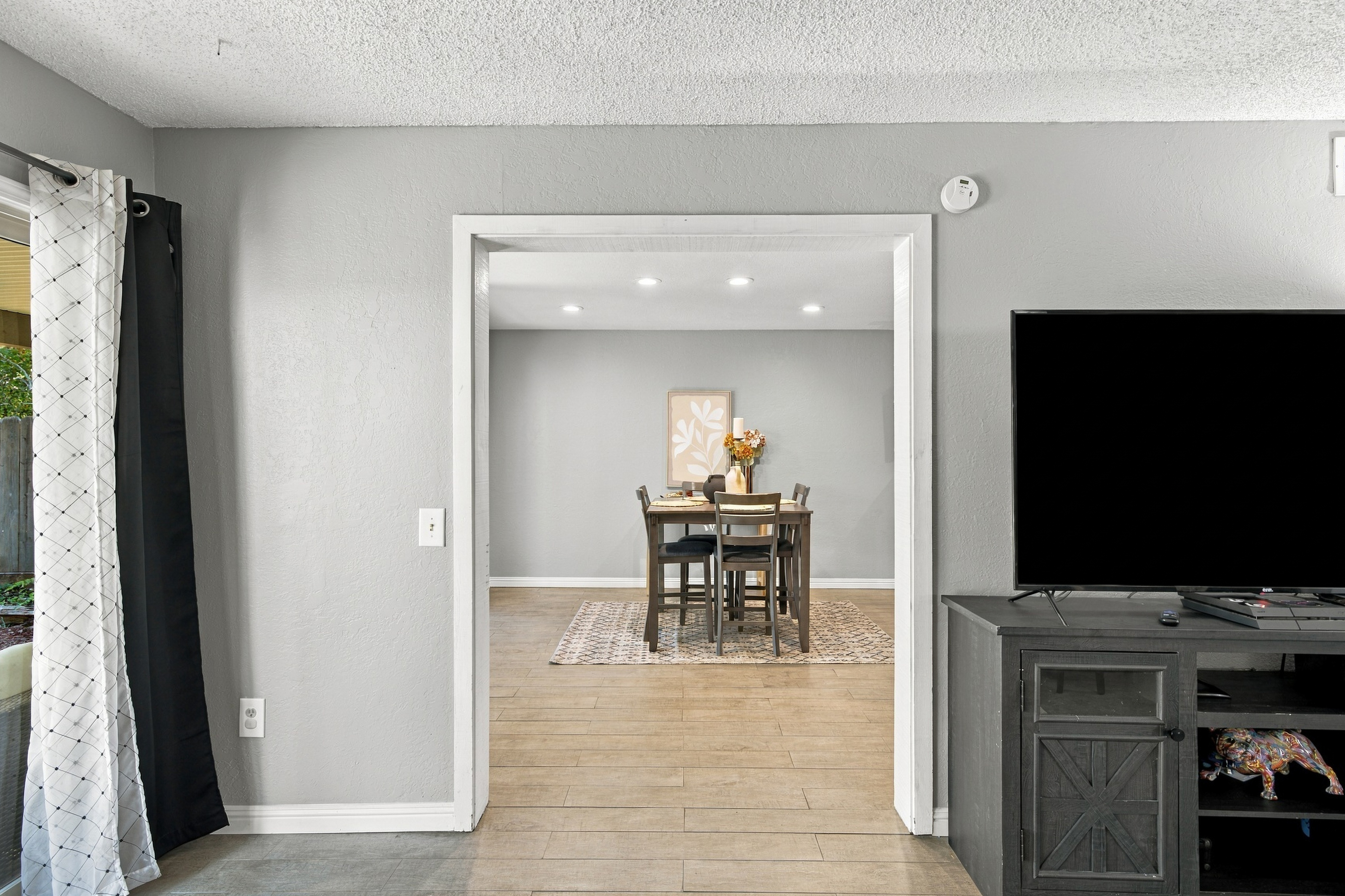  6750 Bertran Court, Citrus Heights, CA 95621 - 物件實景