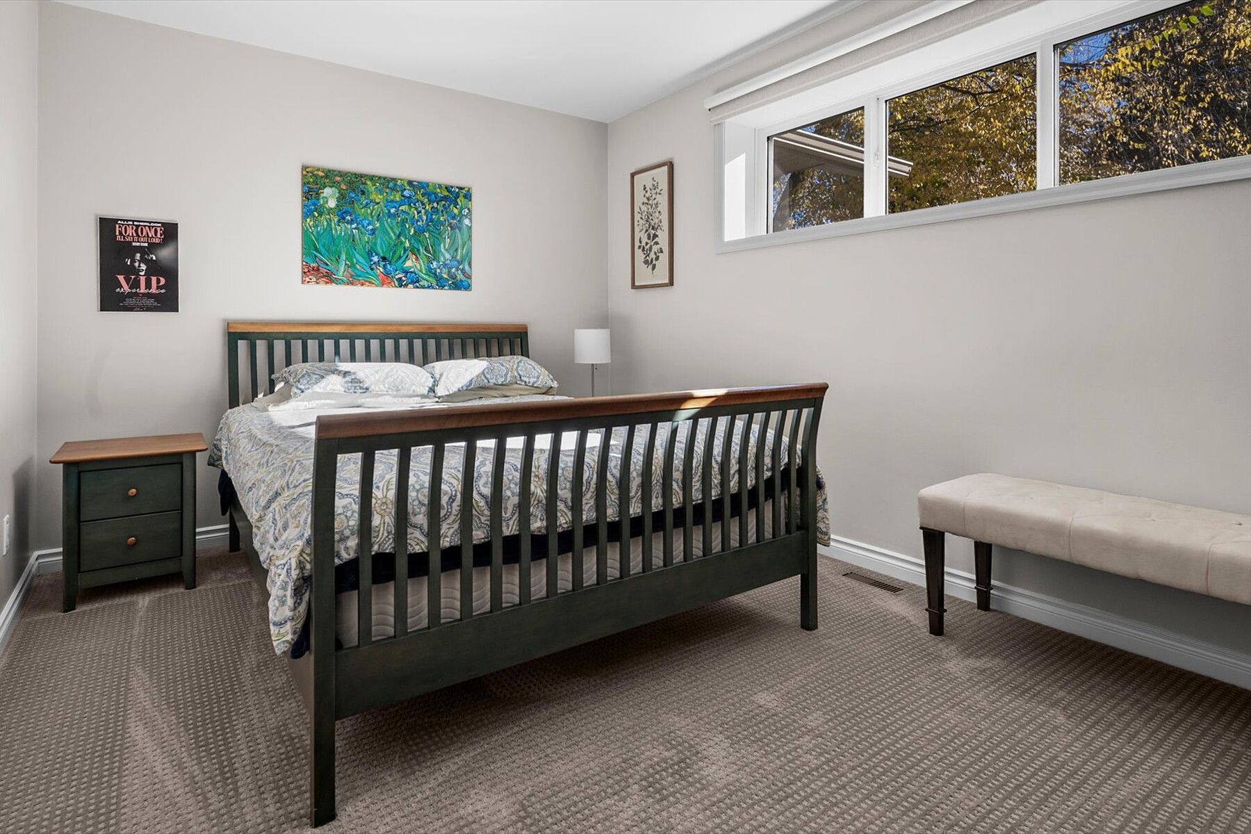  6526 Laurentian Way SW - 物件實景