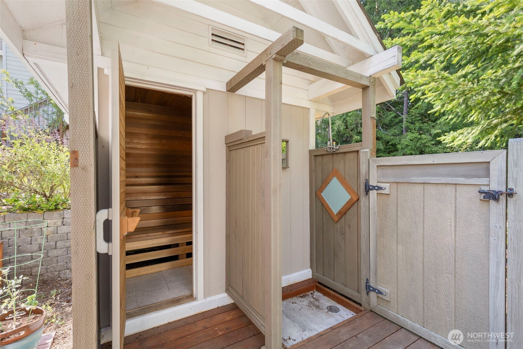 Port Townsend, Washington, 98368, United States, 3 Bedrooms Bedrooms, ,3 BathroomsBathrooms,Residential,For Sale,1847434