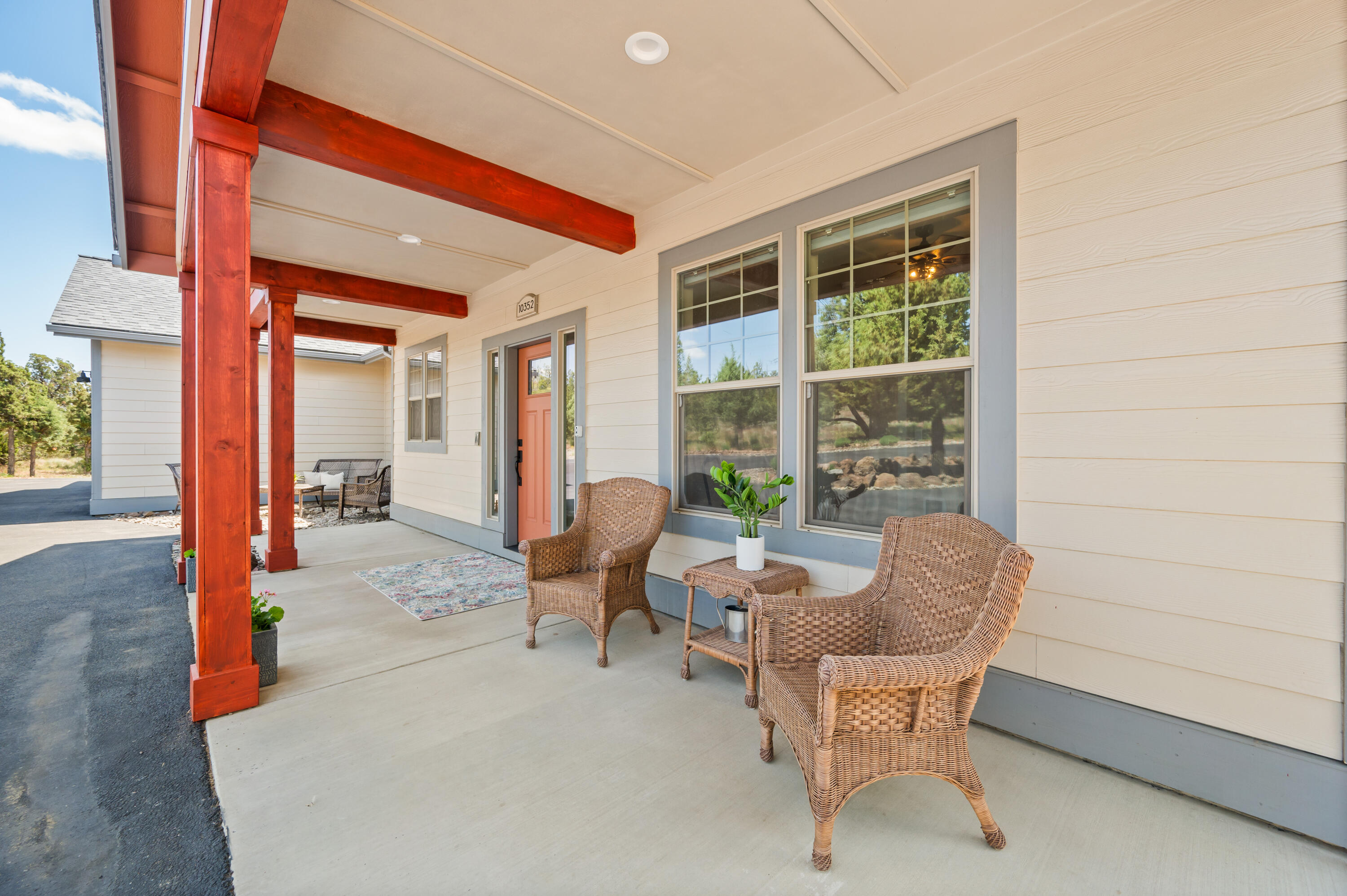 Prineville, Oregon, 97754, United States, 3 Bedrooms Bedrooms, ,2 BathroomsBathrooms,Residential,For Sale,1848132