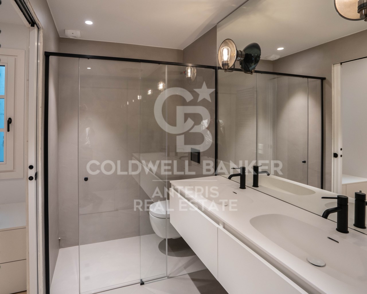 Barcelona, Barcelona, Ciutat Vella Barcelona, Barc, Barcelona, Catalonia, ES, 3 Bedrooms Bedrooms, ,3 BathroomsBathrooms,Residential,For Sale,Barcelona, Barcelona, Ciutat Vella Barcelona, Barc,1448558