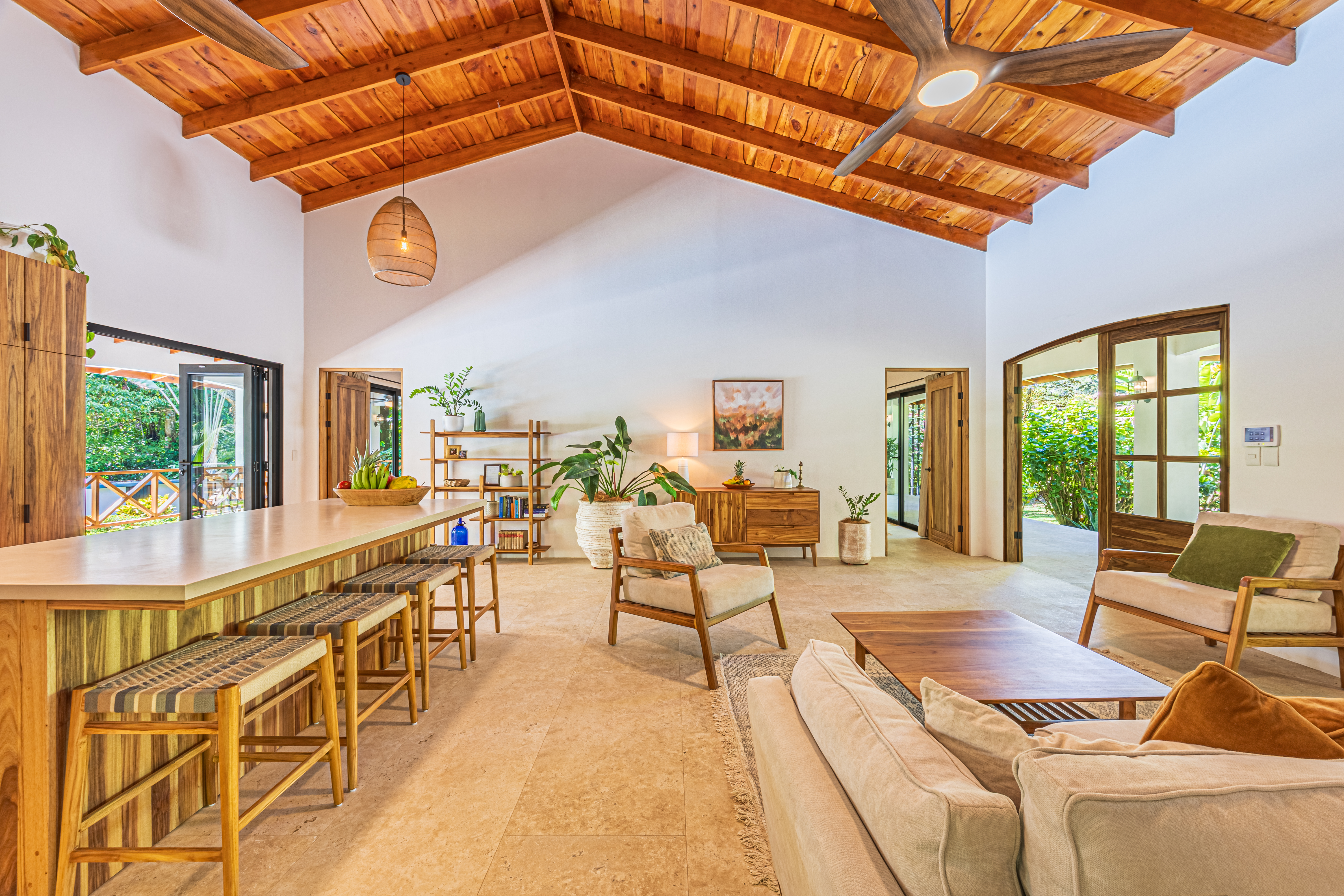 Ojochal, Puntarenas, CR, 4 Bedrooms Bedrooms, ,2 BathroomsBathrooms,Residential,For Sale,1721935