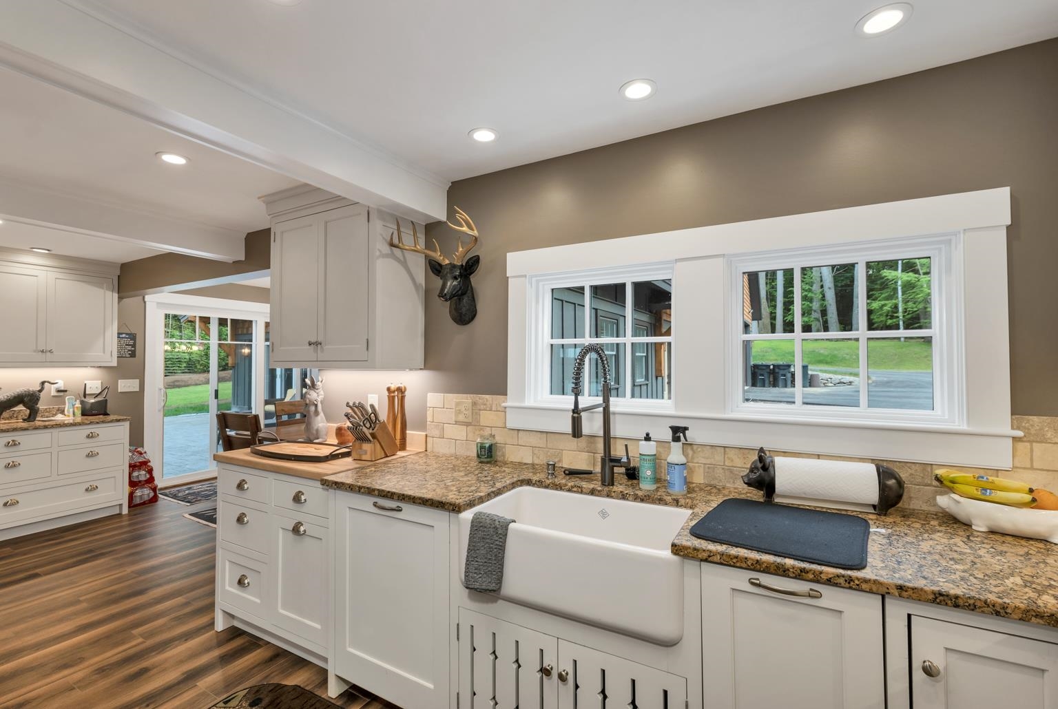 Meredith, New Hampshire, 03253, United States, 7 Bedrooms Bedrooms, ,7 BathroomsBathrooms,Residential,For Sale,1828191