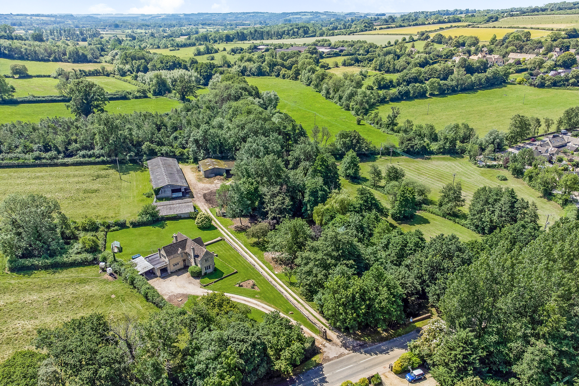  An exceptional Cotswold country property with planning consent for three barn co - 物件實景